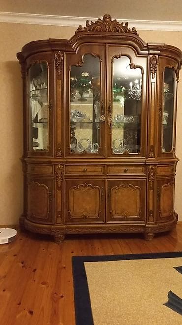 qapi icliyi: Klassik üslubda qonaq otağı üçün mebel və aksesuar dəsti - — 4