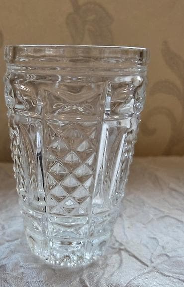 Stəkanlar, Şüşə, 1 əd