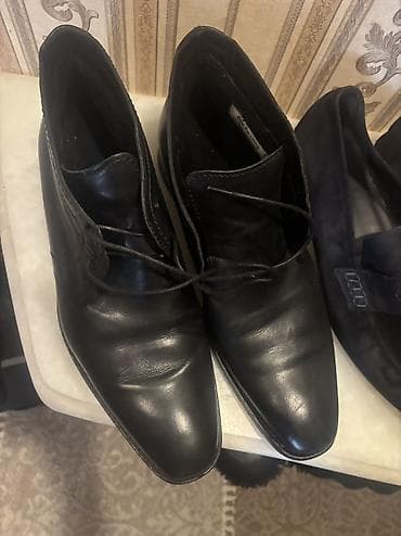 qara botinkalar: Чистая кожа.Temiz deri.OriqinalHuqo Boss в идеальном состоянии — 3