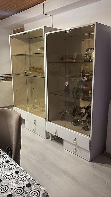 vıtrın: Şüşəli dolab vitrini — 2