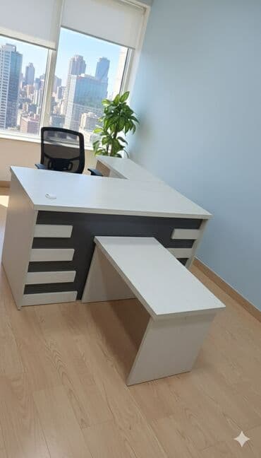 Серьги: ✅Stokda: 7 ədəd var ✅Yenidir! qiymət real öz qiymətidir! — 1