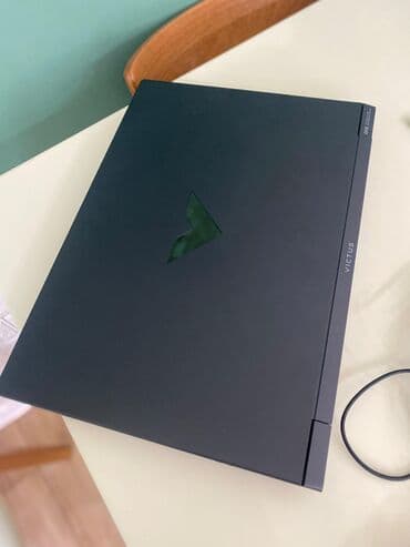 victus: İşlənmiş HP Victus, 14.3 ", Intel Core i7, 128 GB — 4