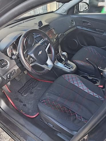 chevrolet service: Chevrolet Cruze: 1.4 l | 2011 il 341790 km Sedan — 7