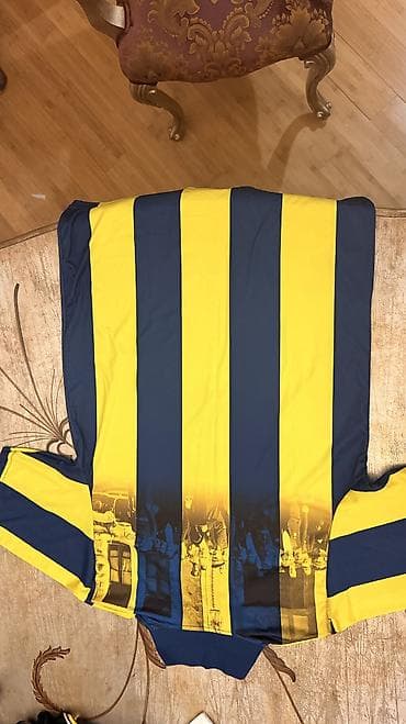 guleş triko: Fenerbahce forma tam yeni 100 yillik formasi — 2