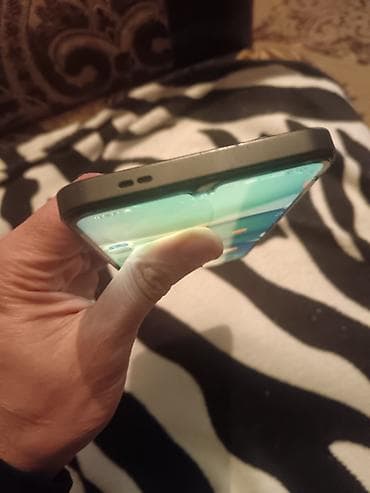 tv box t9: Xiaomi Mi 5, 128 GB, rəng - Qara, 
 Sensor — 6