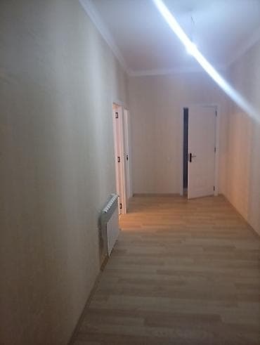 klassik mebeller: Ağ mebel dəsti – yataq otağı üçün Tərkibi: - 3 ədəd oval güzgülü — 3