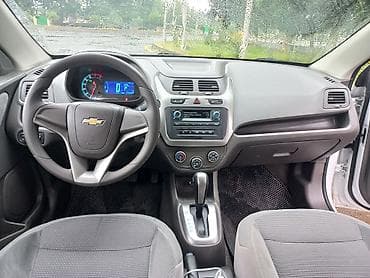 vaz 2107 salon: Chevrolet Cobalt, ağ rəng, sedan kuzov. Texniki xüsusiyyətlər və — 2