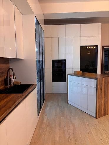 28 may menzil: 3 otaqlı, Yeni tikili, 136 kv. m — 7