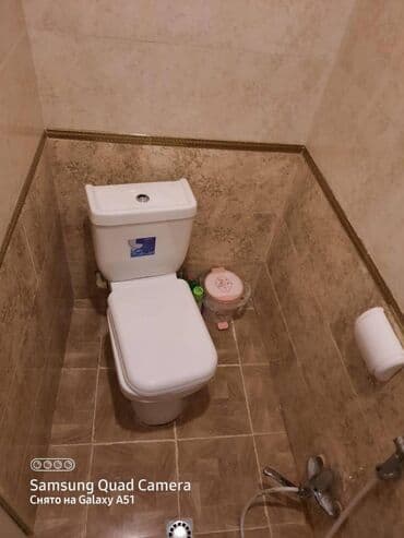 ramana sovxozu heyet evleri: 5 otaqlı, 180 kv. m, Orta təmir — 4