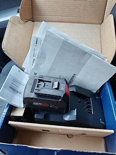 Tavan: Bosch 18V Li-Ion akkumulyator və sürətli şarj cihazı seti - — 3