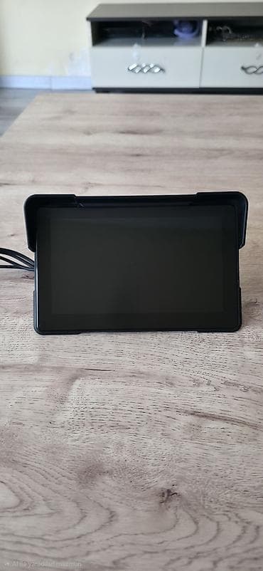 pad 7: Salam Aleykum. Monitor motosiklet üçündür. Carplay mövcuddur. Arxa ve — 1