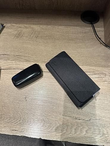 Satılır original Ploom cihazı və onun xüsusi qoruyucu qabı. Qab