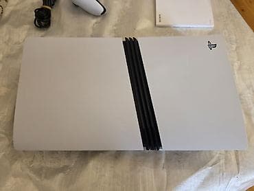 ps 5 pro: 1 ay deyil Almanyadan resmi Sony magazasindan almişam herşeyi usdunde — 4