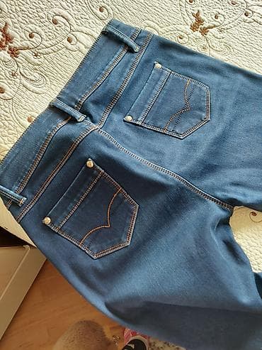 Личные вещи: Cins qadın şalvarları.31/32 razmer.birinin içi qalındı.her biri — 3