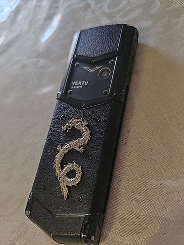 Vertu цвет - Черный, Кнопочный at lalafo.az Vertu цвет - Черный, Кнопочный