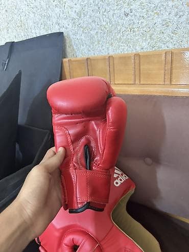 ful face kask: Məhsul: Boks/MMA qoruyucu dəsti Tərkibi: - Adidas baş qoruyucusu – — 5