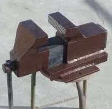 Metall işləri və emalatxana üçün dəzgah mengene 150mm. məngənə