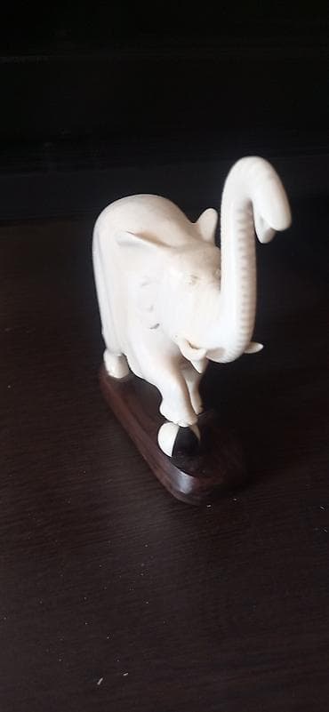 статуэтка: Статуэтки — 3