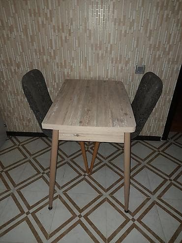 Mətbəx üçün, İşlənmiş, Qatlanan, Dördbucaq masa, 2 stul
