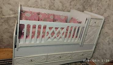 Oğlan və qız üçün, İşlənmiş, Dördbucaq, Beşik, Matras ilə, Yellənmə mexanizm ilə