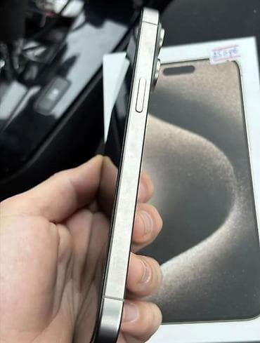 ipad 6 plus: IPhone 15 Pro Max, 256 GB, Gümüşü, Face ID — 3