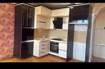 Yeni kimi qaz peci ustunde verilir. Mətbəx mebeli dəsti – L formalı