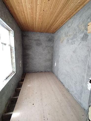heyet evleri xirdalan: İsmayıllı rayon Maçaxı kəndində 10sot həyətyanı sahəsi olan 1 — 8