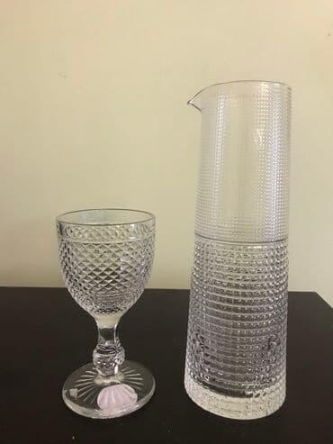 Qab-qacaq və mətbəx ləvazimatlarının alışı: Сервиз из 6 бокалов и одного графина. Новый, не использованный. В — 2