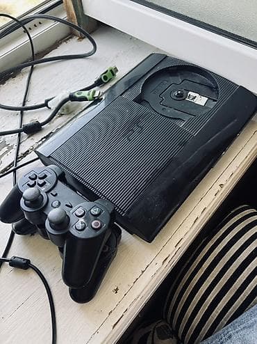 Sony PlayStation 3 Super Slim (CECH-4xxx seriyası) oyun konsolu at lalafo.az Sony PlayStation 3 Super Slim (CECH-4xxx seriyası) oyun konsolu