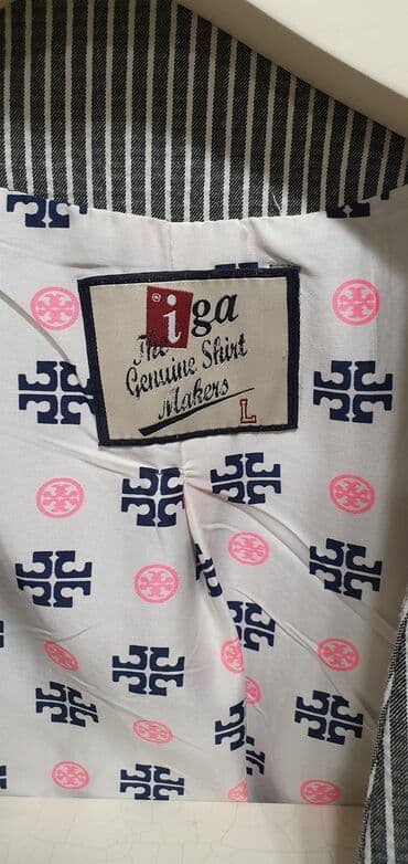 türkiyənin kişi cemperləri: Jiletka Türk istehsalıdır. İGa firmasıdı. S,M,L bədənlər geyinə bilər — 2