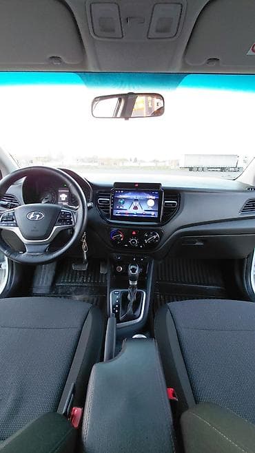 honda stream 2002: Hyundai Accent: 1.6 l | 2021 il Sedan — 2