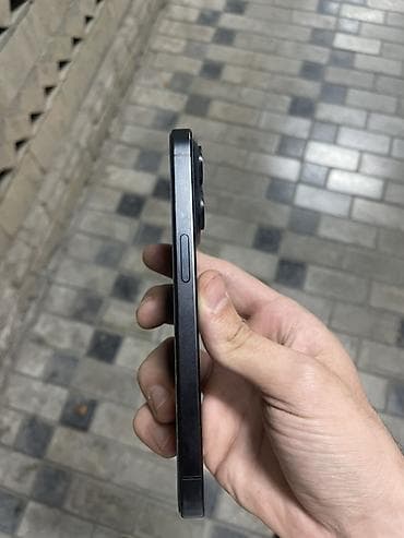 separator nədir: IPhone 15 Pro, 128 GB, Qara, Simsiz şarj — 2
