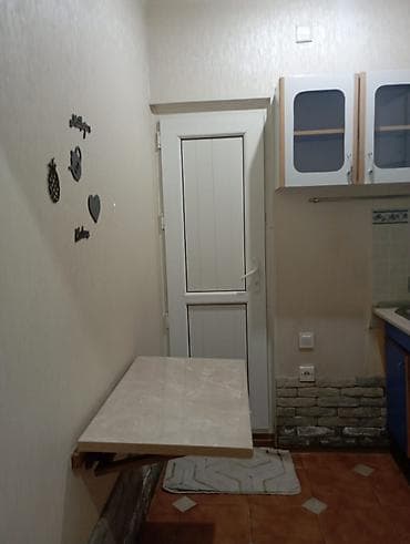 qusarda satilan evler: Menzil mehemmedli dairesinde 5mertebeli binalardadi.Duz yolun — 5