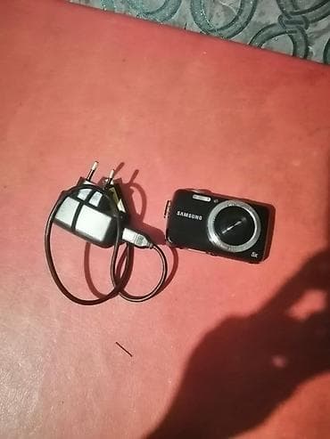 video maqnitafon: Samsung kompakt fotoaparat + şarj cihazı - Brend/model: Samsung — 1