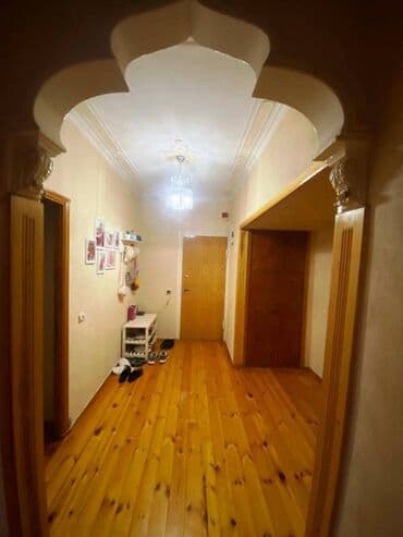 əhmədlidə 3 otaqlı evlər: Bakı, 3 otaqlı, Köhnə tikili, 80 kv. m — 2