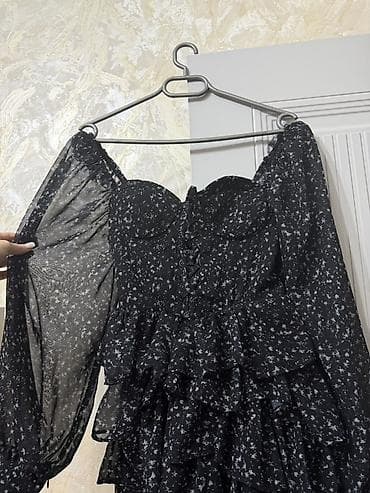 Qadın geyimləri: 100azne alinibdi. S-M geyinen xanimlara olar yalniz — 3