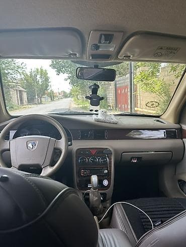 avto maşınlar: İran Khodro Samand LX sedan - Kuzov: 4 qapılı, ağ rəng, arxa və ön — 1
