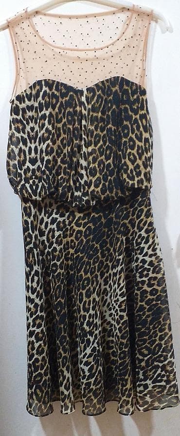 dres: 2-3 dəfə geyinilib.Baha alınıb.38-40 razmere gedir.45 m satilir.Real — 2