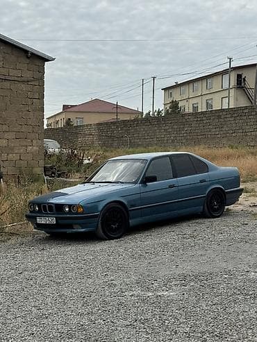 c180 1994: BMW 5 series: 2 l | 1994 il Sedan — 2