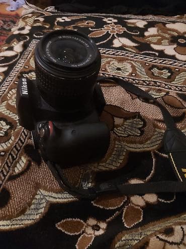 mini modem: Nikon D3300 DSLR fotoaparat - Sensor: 24.2 MP DX-format (APS-C) CMOS — 2