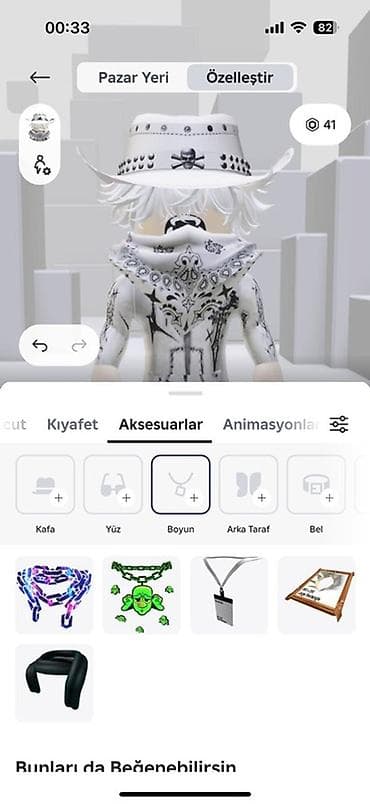İdman dəstləri: Məhsul: Roblox avatar dəsti – ağ/boz temalı “street-fashion” kombini — 4
