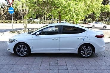 mitsubishi lancer evolution: Hyundai Elantra: 1.6 l | 2017 il Sedan — 6