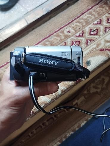 Elektronika: Sony DCR-SX60E video kamera satılır. Tam işləkdir, ancaq batareya — 4