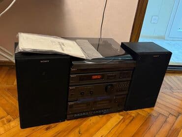 Changan: Sony brendinin musiqi sistemi. Bu sistemə qara rəngli iki dinamik və — 1