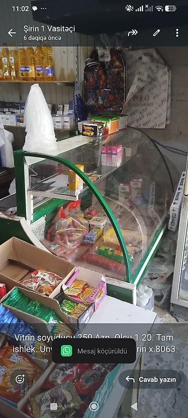 Vitrin soyuducu 250 Azn. Olcu 1.20. Tam ishlek. Unvan metro Nizami