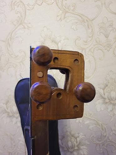 tar aləti: Təmiz tut ağcından hazırlanmış tardır. 2 ildir məktəbin bitirmişəm — 4