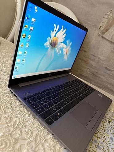infinix zero 40: 💻 Intel Core i5-1035G1 🧠 32 GB RAM 💾 256 GB SSD 🖥️ Windows 11 ✅ — 7