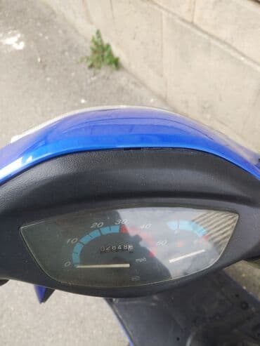 Motosikletlər: Məhsul: Şəhər içi istifadə üçün moped/skuter Xüsusiyyətlər: - Rəng — 1