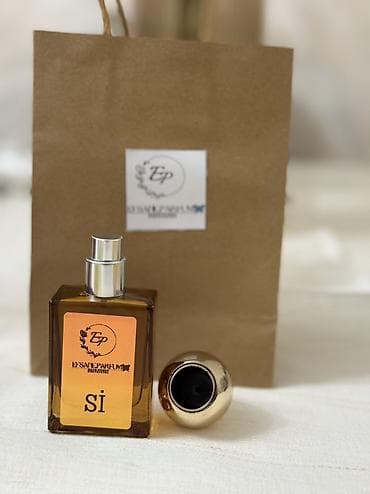 pilot 65 perfume: EP “Sì” – niş ətir - Növ: Eau de Parfum (EP) - Şüşə: kvadrat formalı — 3