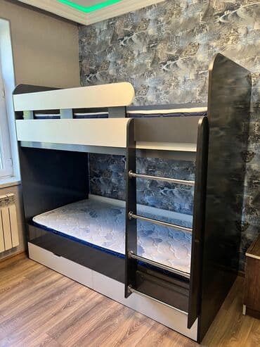 двухъярусные угловые кровати: Для девочки и мальчика, Кровать, С матрасом, С выдвижными ящиками, МДФ — 1